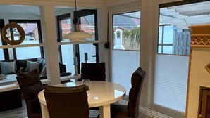 Einnar hæðar einbýlishús | Veitingar