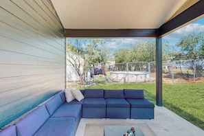 Terrace/patio - Modern Living in Texas! Home 2 Blocks to Lake LBJ (Granite Shoals)