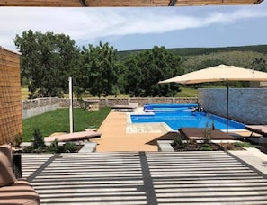 Casa | Piscina | Piscina interna, piscina externa