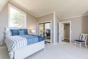 3 bedrooms, WiFi, bed sheets - Bodega Bay Hideaway (Bodega Bay)