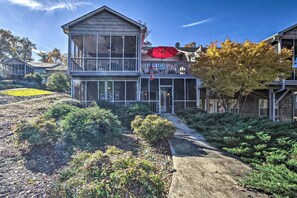 Exterior - Boat Dock: Lake-View Retreat 5 Mi to Dtwn Clemson (Seneca)