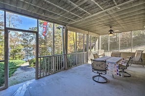 Dining - Boat Dock: Lake-View Retreat 5 Mi to Dtwn Clemson (Seneca)