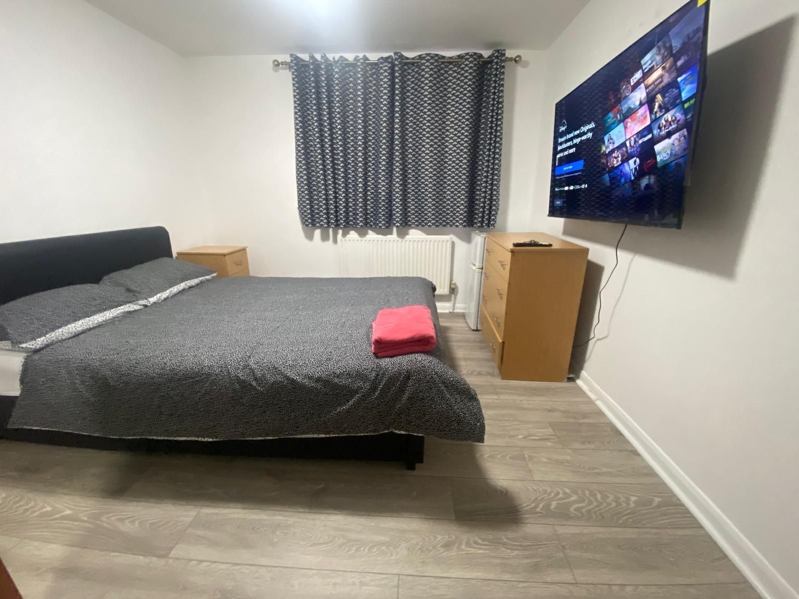 Strykejern/-brett, wi-fi og sengetøy