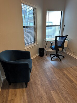 Interior - 2-bedroom apartment in lovely Austin with AC and comfort (Austin)