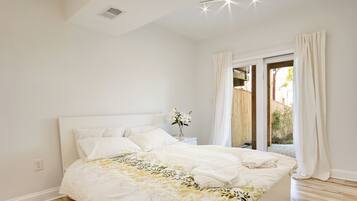 Fer et planche à repasser, Wi-Fi, literie fournie