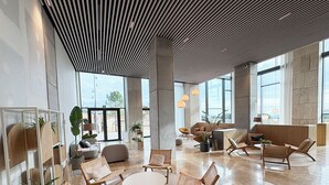 Interior - Aparto Diagonal Suites (Esplugues de Llobregat)
