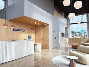 Reception - Aparto Diagonal Suites (Esplugues de Llobregat)