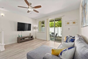 TV - Hawaiian Dream Villa 1 mile from Disney Aulani (Kapolei)