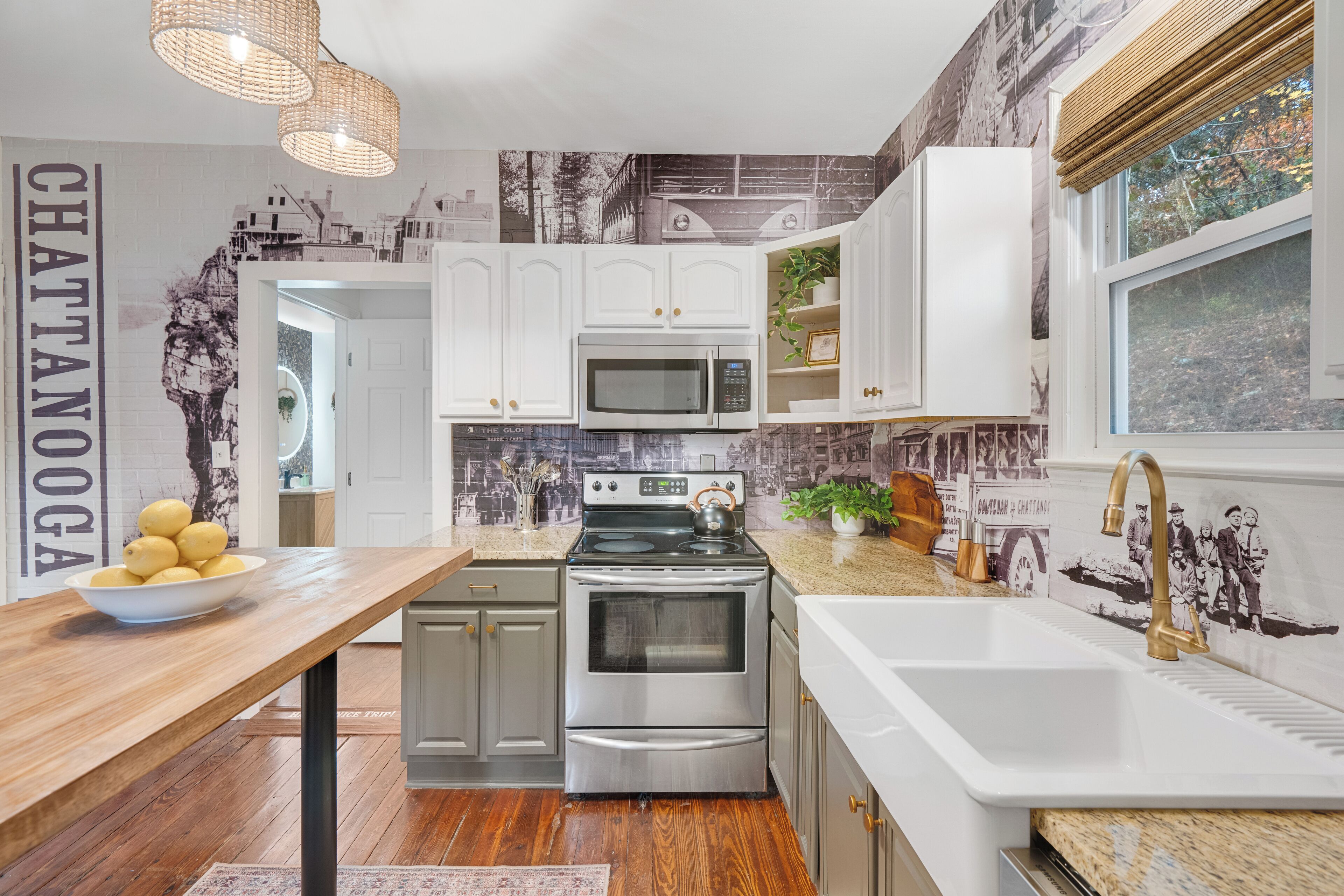 Køleskab, mikrobølgeovn, ovn, kogeplade