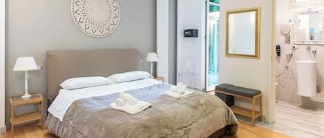 コンフォート ルーム バルコニー | セーフティボックス (室内)、WiFi (無料)