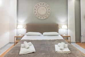 Chambre Confort, balcon | Coffres-forts dans les chambres, Wi-Fi gratuit