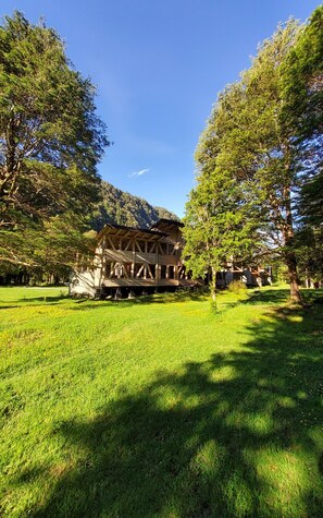 Fachada da propriedade