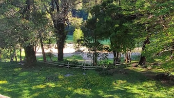 Suite Supérieure, vue fleuve | Wi-Fi gratuit