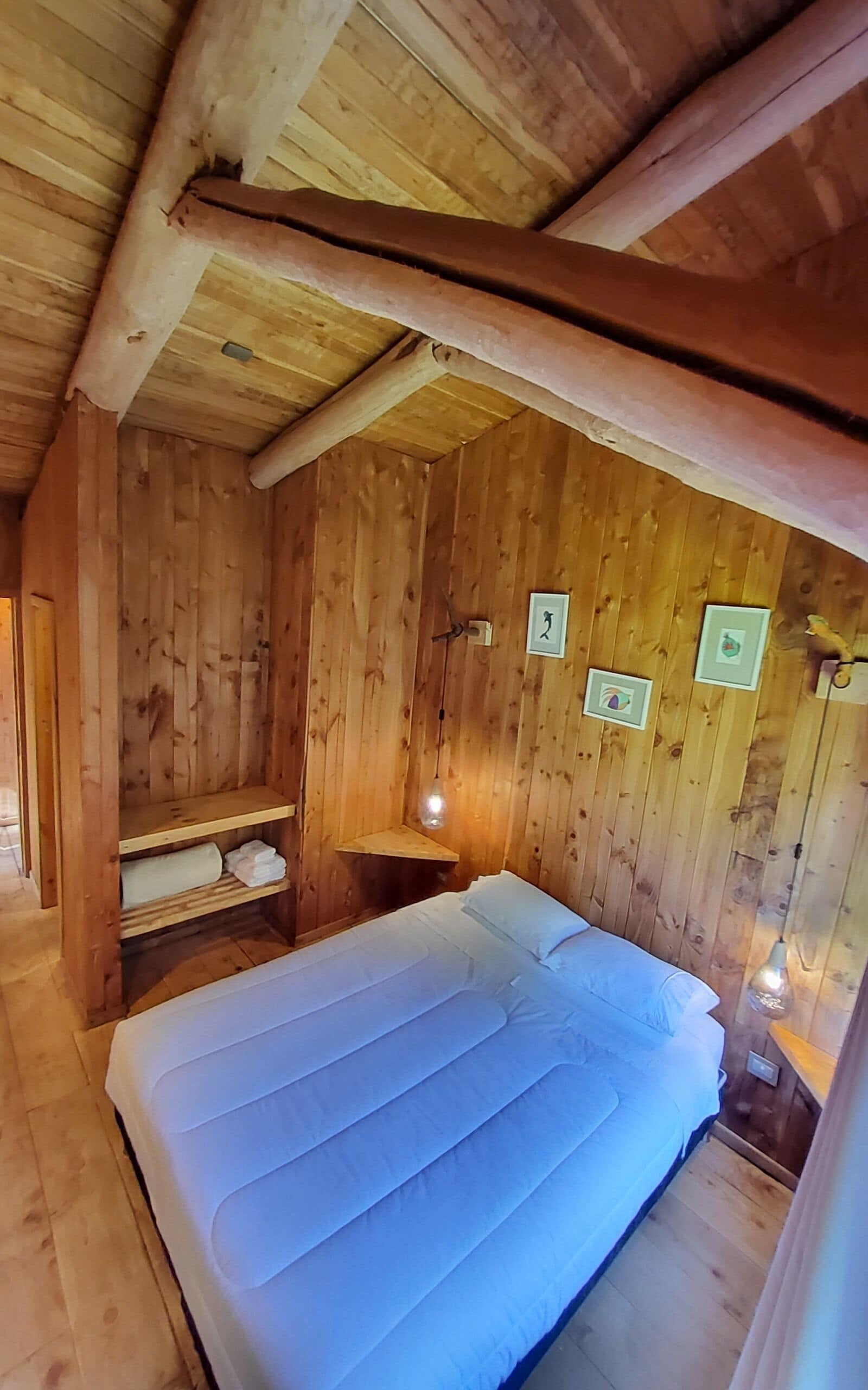 Suite superior, vista al río | Wifi gratis y ropa de cama 