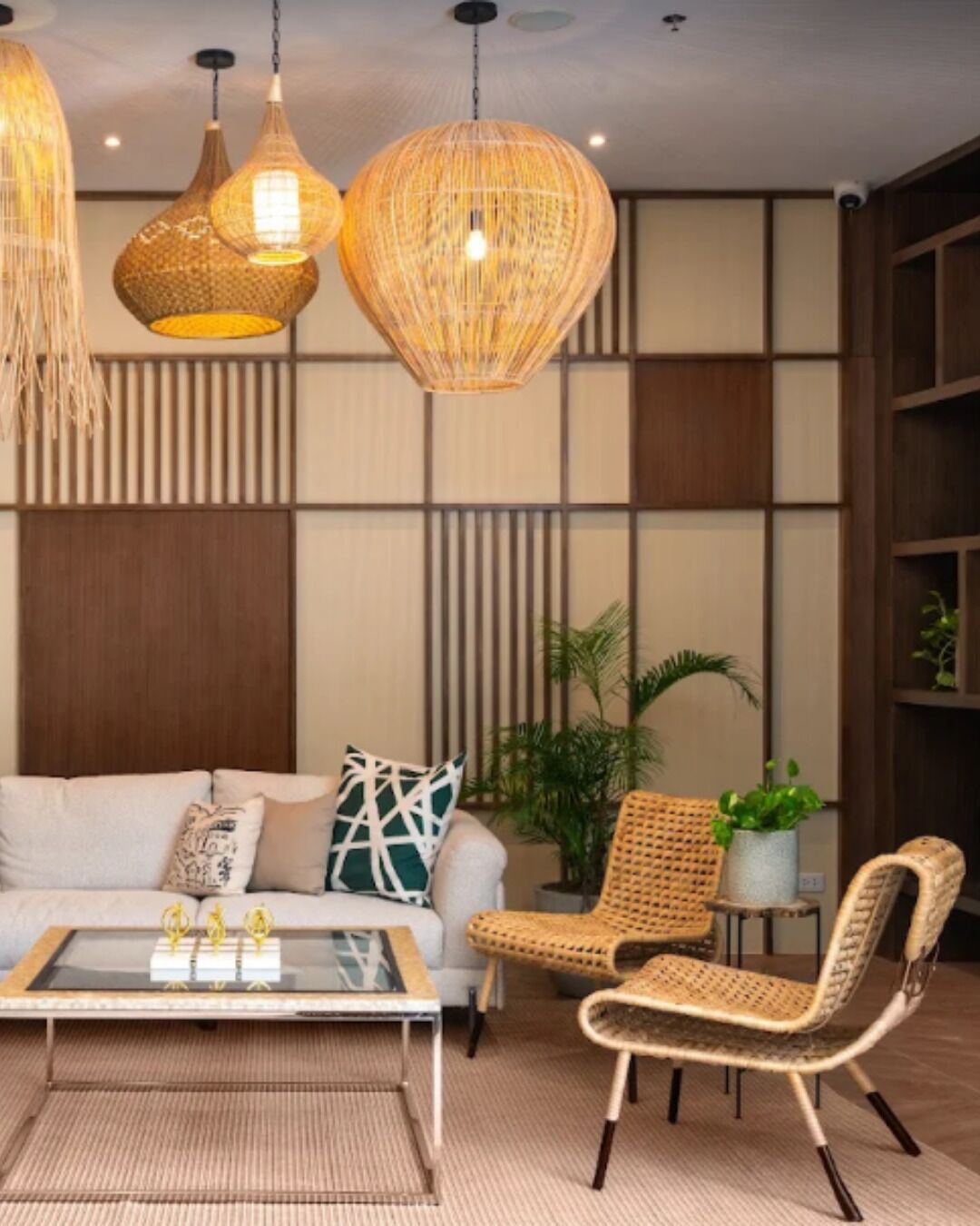 Furnished Family Condo Near It Park And Waterfront With Wifi, Pool, Gym Access - Cebu City
