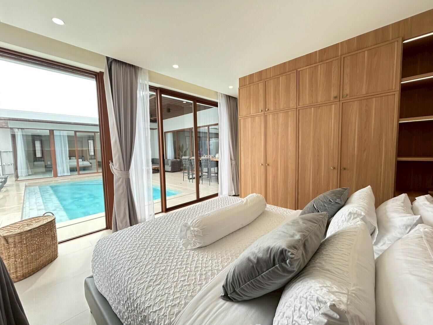 Iron/ironing board, WiFi