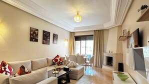 Unclassified image, 3 of 19, button - Marrakech Oasis 2-bedroom apartment with direct garden and pool access with AC (Marrakech)