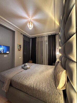 Iron/ironing board, WiFi, bed sheets - Marrakech Oasis 2-bedroom apartment with direct garden and pool access with AC (Marrakech)