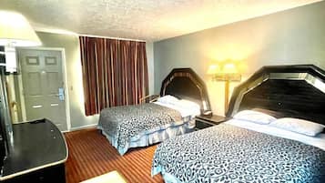 Desk, soundproofing, free WiFi