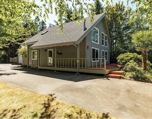 Exterior - Restorative Island Retreat - Beach Access & Private Half-Acre (Coupeville)