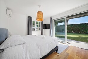 5 chambres, fer et planche à repasser, Wi-Fi, draps fournis