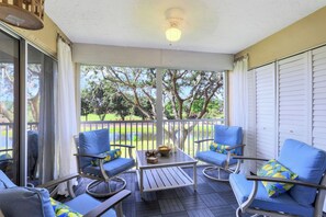 Interior - Close to world class beaches!
3.5 mi to 5th Ave restaurants & shopping. (Naples)