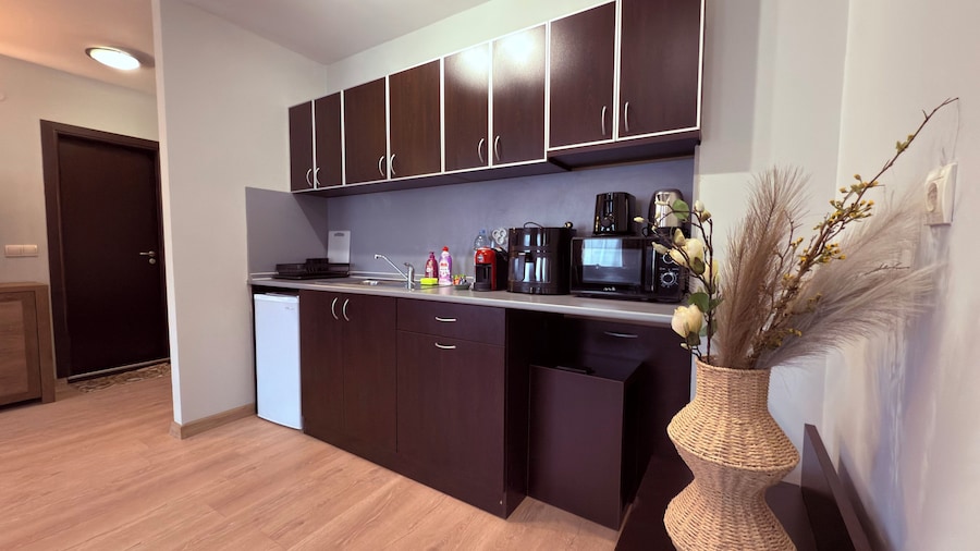 Florimont Heights Apart Complex