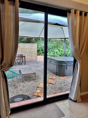 Interior - The birdies house (Trans-en-Provence)