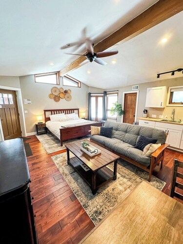 Cozy Private Studio Near Downtown Flagstaff