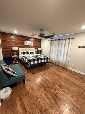 Ilmainen Wi-Fi, vuodevaatteet, pääsy pyörätuolilla