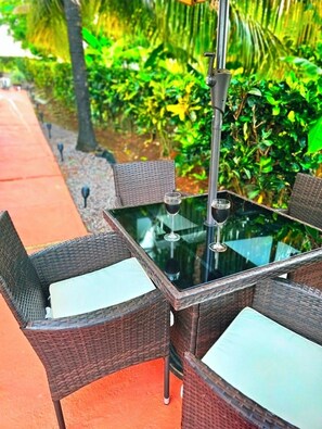 Outdoor dining - Entire rental unit in Calibishie, Dominica (Calibishie)