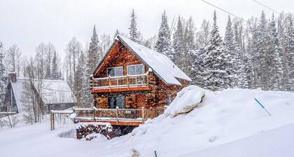 Rustic Cabin Stay in Brian Head Resort w/ View