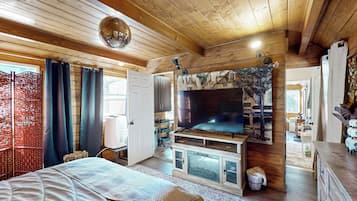 Strykejern/-brett, internettilgang og sengetøy