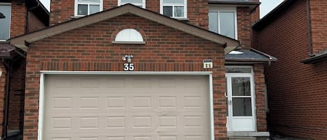 Facciata della struttura