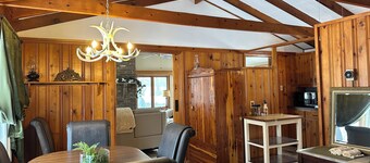 Lakeside Cottage in Private Community