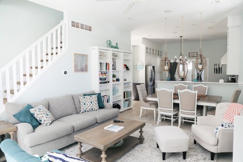 Your Coastal Cottage Awaits - Dream Beach Escape