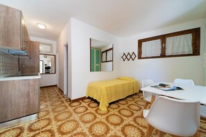 2 Schlafzimmer, Bügeleisen/Bügelbrett, Reisekinderbett