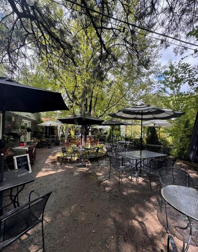 Rainbow Lake Family Cottage, Huge Bunk Room, Direct Pier Access