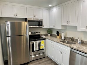 Private kitchen - Cozy Condo in heart of  Scottsdale (Scottsdale)