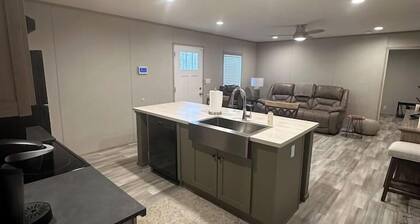 Rider's Ridge: Cozy SXS Retreat