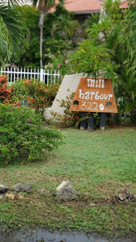 No Worries in this Fabulous 2-bedroom condo with speedy internet included.