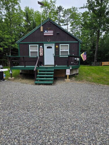 Perfect 4-bedroom cabin with direct ATV access to Newport/Dover Rail Trail