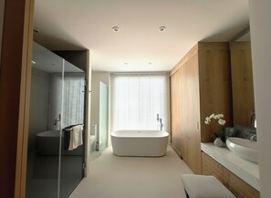 Hair dryer, towels - Luxury 3BR Pool Villa near Blue Tree - Bang Tao (Si Sunthon)