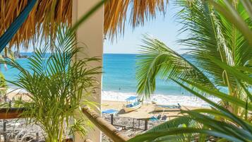 Star Room (Comfort Apartment, terrace with hammocks and sea view) | Terrace/patio