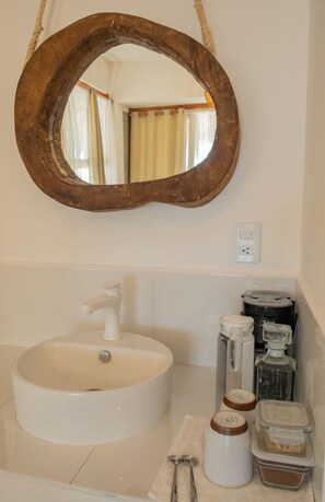 Room Four (Panoramic Room, terrace, hammock, and beach view) | In-room safe, free WiFi - Casa Estrella Fugaz Rinconcito Mazunte (Mazunte)