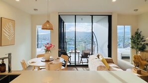 Interior - Amazing Views - 2BD 2BA Homey Toowong Abode + Pool (Toowong)