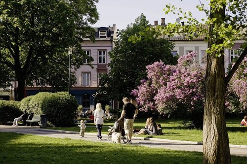 Room-easy Check IN Luggage Storage WAS