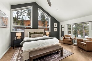 3 soveværelser, skrivebord, strygejern/strygebræt, gratis Wi-Fi