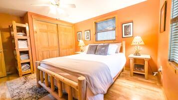 3 Schlafzimmer, Bügeleisen/Bügelbrett, Reisekinderbett, kostenloses WLAN