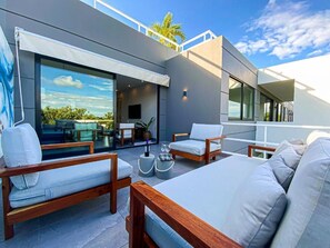 奢华公寓, 2 间卧室, 阳台, 高尔夫景观 | 露台